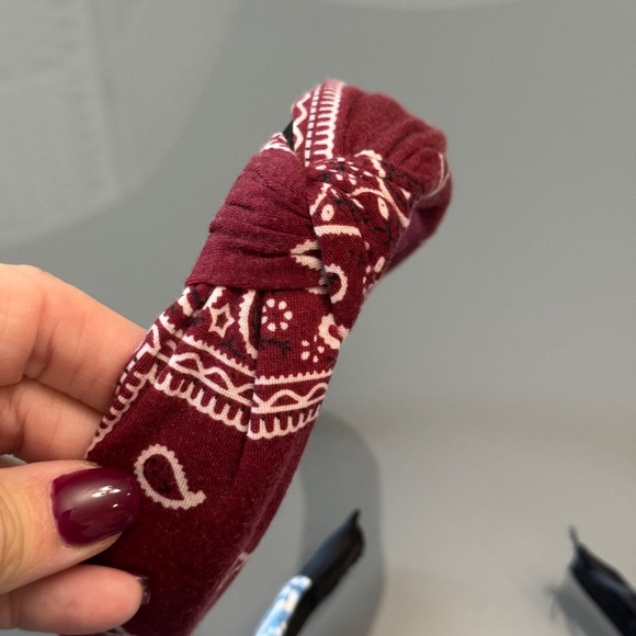 Lot of 2, custom, handmade, handkerchief, headbands (purchased from Etsy) - Picture 4 of 9